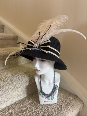 Elegant Black Hat tigers eye